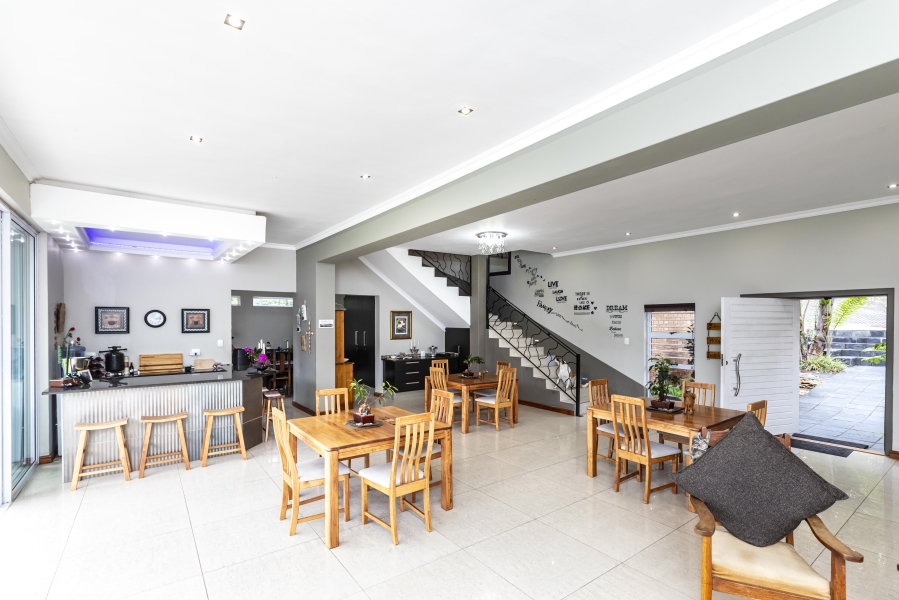 6 Bedroom Property for Sale in Dorchester Heights Eastern Cape